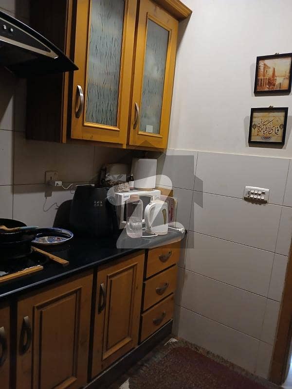 جی ۔ 13 اسلام آباد میں 3 کمروں کا 8 مرلہ بالائی پورشن 85.0 ہزار میں کرایہ پر دستیاب ہے۔