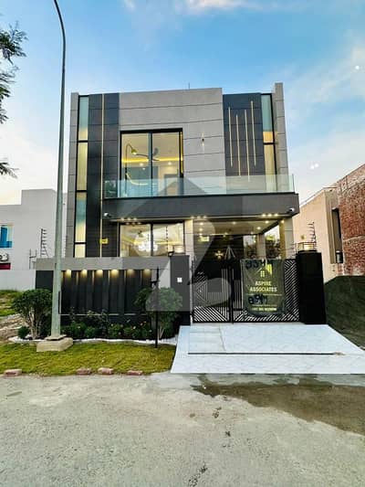 3 Years Installments Plan 5 Marla Brand New House For Sale In Park View City