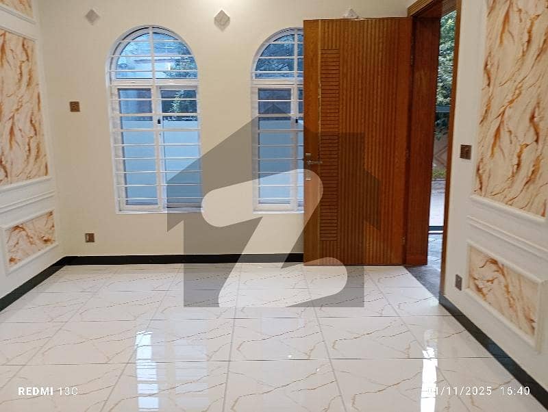 BEAUTIFUL TILE FLOORING FULL HOUSE