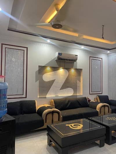 ملٹری اکاؤنٹس سوسائٹی ۔ بلاک ڈی ملٹری اکاؤنٹس ہاؤسنگ سوسائٹی,لاہور میں 5 کمروں کا 8 مرلہ مکان 2.4 کروڑ میں برائے فروخت۔ ملٹری اکاؤنٹس سوسائٹی ۔ بلاک ڈی ملٹری اکاؤنٹس ہاؤسنگ سوسائٹی,لاہور میں 5 کمروں کا 8 مرلہ مکان 2.4 کروڑ میں برائے فروخت۔