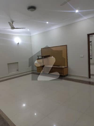 Airline Housing Society 20 Marla Upper Portion Available For Rent With Separate Gate