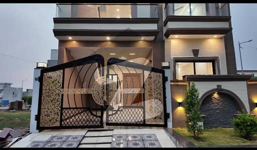 5 Marla Designer House For Sale in Executive Block Faisal Hills
