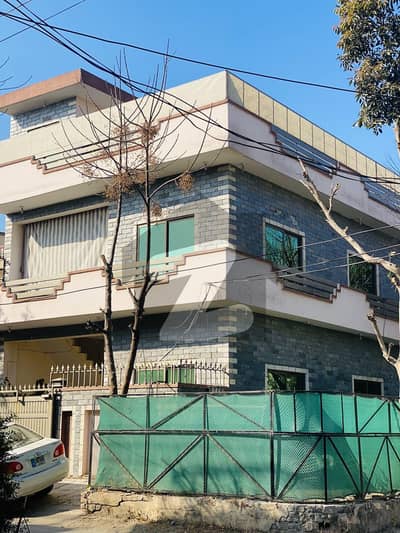 آئی ۔ 10 اسلام آباد میں 5 کمروں کا 6 مرلہ مکان 5.45 کروڑ میں برائے فروخت۔