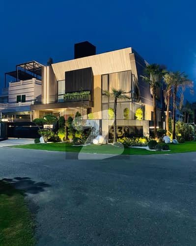 ڈی ایچ اے فیز 7 ڈیفنس (ڈی ایچ اے),لاہور میں 4 کمروں کا 5 مرلہ مکان 2.4 کروڑ میں برائے فروخت۔