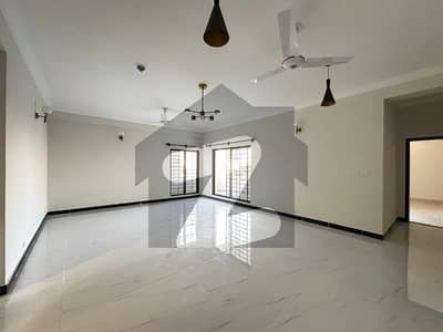 فیڈرل بی ایریا ۔ بلاک 6 فیڈرل بی ایریا,کراچی میں 1 کنال مکان 16.0 کروڑ میں برائے فروخت۔