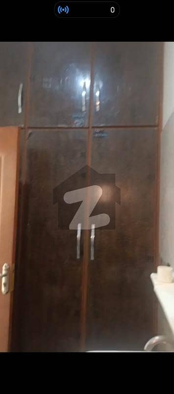 آرکیٹیکٹس انجنیئرز ہاؤسنگ سوسائٹی لاہور میں 3 کمروں کا 10 مرلہ بالائی پورشن 70.0 ہزار میں کرایہ پر دستیاب ہے۔