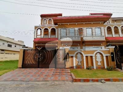 آرکیٹیکٹس انجنیئرز ۔ بلاک اے آرکیٹیکٹس انجنیئرز ہاؤسنگ سوسائٹی,لاہور میں 5 کمروں کا 10 مرلہ مکان 3.8 کروڑ میں برائے فروخت۔ آرکیٹیکٹس انجنیئرز ۔ بلاک اے آرکیٹیکٹس انجنیئرز ہاؤسنگ سوسائٹی,لاہور میں 5 کمروں کا 10 مرلہ مکان 3.8 کروڑ میں برائے فروخت۔