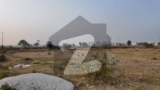 ڈی ایچ اے فیز9 پریزم - بلاک ایف ڈی ایچ اے فیز9 پریزم,ڈی ایچ اے ڈیفینس,لاہور میں 1 کنال رہائشی پلاٹ 2.5 کروڑ میں برائے فروخت۔