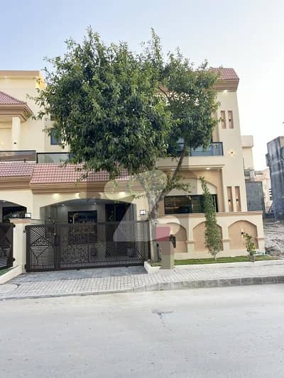 بحریہ ٹاؤن فیز 8 بحریہ ٹاؤن راولپنڈی,راولپنڈی میں 4 کمروں کا 7 مرلہ مکان 3.8 کروڑ میں برائے فروخت۔ بحریہ ٹاؤن فیز 8 بحریہ ٹاؤن راولپنڈی,راولپنڈی میں 4 کمروں کا 7 مرلہ مکان 3.8 کروڑ میں برائے فروخت۔