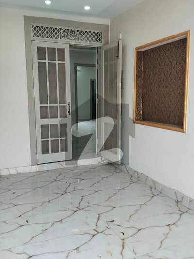 چنار باغ لاہور میں 2 کمروں کا 8 مرلہ بالائی پورشن 40.0 ہزار میں کرایہ پر دستیاب ہے۔ چنار باغ لاہور میں 2 کمروں کا 8 مرلہ بالائی پورشن 40.0 ہزار میں کرایہ پر دستیاب ہے۔