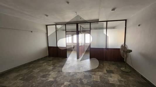 700 Sq Ft Renovated office is Available Near Main Sharah e faisal 24/7 Building 700 Sq Ft Renovated office is Available Near Main Sharah e faisal 24/7 Building