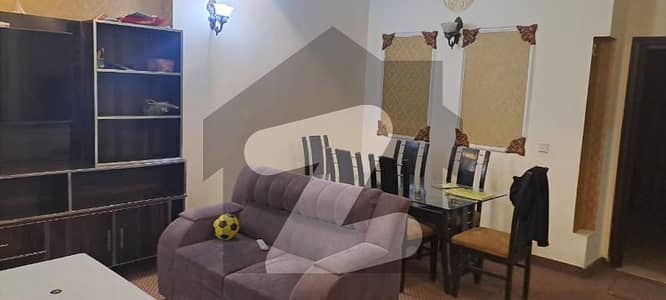 ڈی ایچ اے فیز 8 سابقہ ایئر ایوینیو ڈی ایچ اے فیز 8,ڈی ایچ اے ڈیفینس,لاہور میں 2 کمروں کا 10 مرلہ بالائی پورشن 70.0 ہزار میں کرایہ پر دستیاب ہے۔