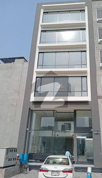 ڈی ایچ اے فیز 8 - کمرشل براڈوے ڈی ایچ اے فیز 8,ڈیفنس (ڈی ایچ اے),لاہور میں 5 مرلہ Studio عمارت 9.1 لاکھ میں کرایہ پر دستیاب ہے۔