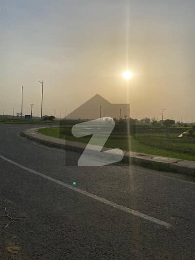 ڈی ایچ اے فیز9 پریزم - بلاک پی ڈی ایچ اے فیز9 پریزم,ڈی ایچ اے ڈیفینس,لاہور میں 1 کنال رہائشی پلاٹ 2.74 کروڑ میں برائے فروخت۔