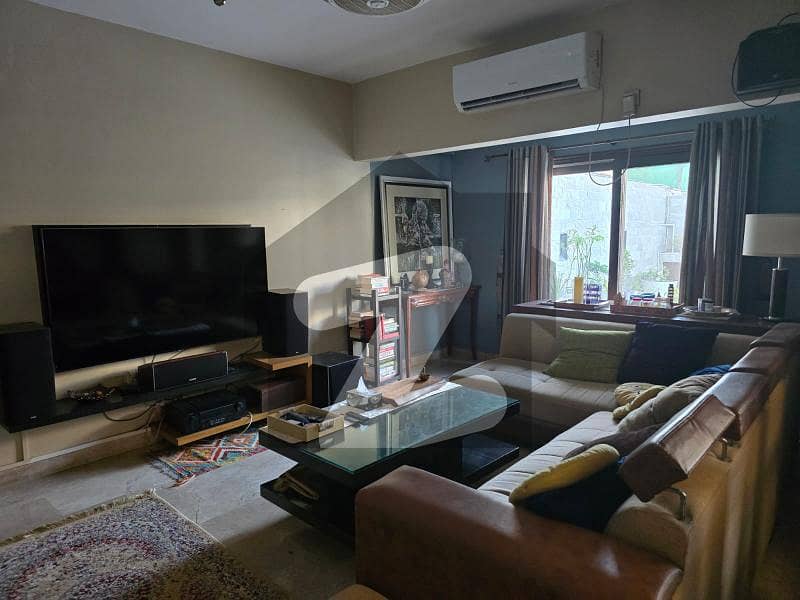 Darakhshan Villa 266 Yards For Sale Darakhshan Villa 266 Yards For Sale