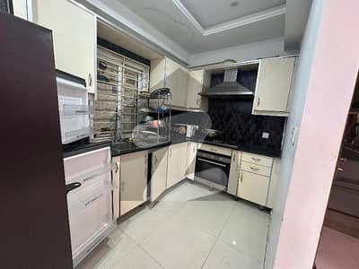 ای ۔ 11/1 ای ۔ 11,اسلام آباد میں 2 کمروں کا 5 مرلہ فلیٹ 80.0 ہزار میں کرایہ پر دستیاب ہے۔