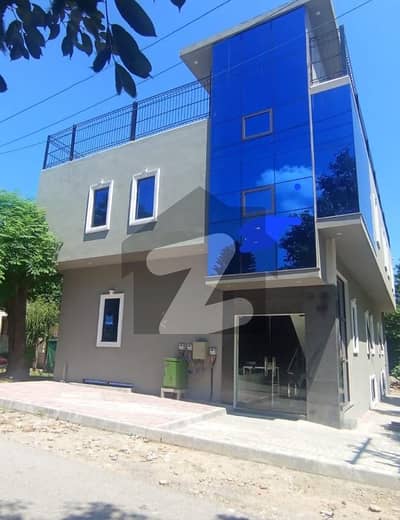 i-8.6000 barnd new. tarple story Separate plza available for rent ideal location