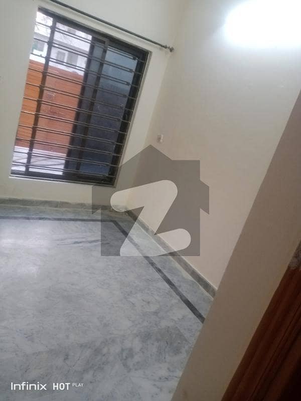 سوان گارڈن اسلام آباد میں 4 کمروں کا 10 مرلہ مکان 70.0 ہزار میں کرایہ پر دستیاب ہے۔