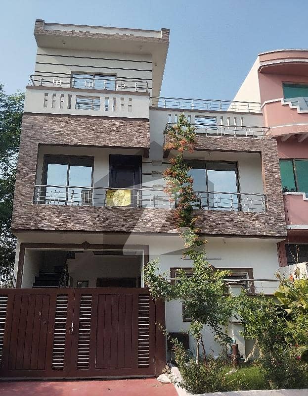 25x40 Ground portion For rent in G-13 25x40 Ground portion For rent in G-13