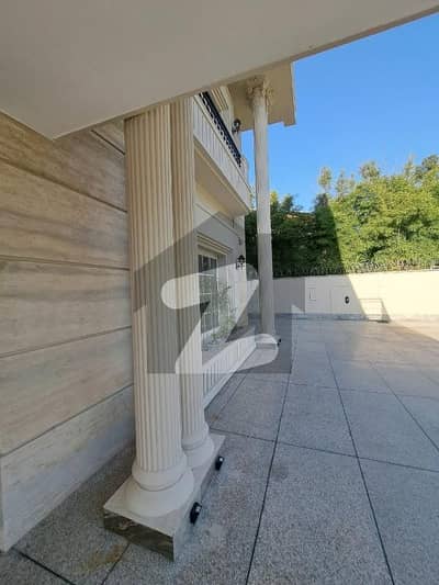 ایف ۔ 7 اسلام آباد میں 6 کمروں کا 1 کنال مکان 17.0 لاکھ میں کرایہ پر دستیاب ہے۔