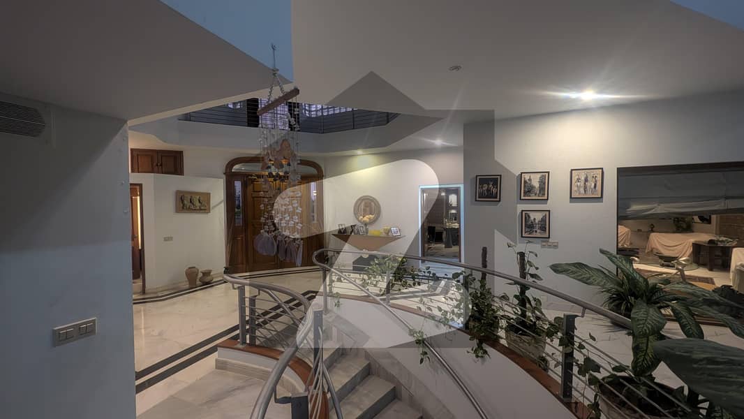 ڈی ایچ اے ڈیفینس کراچی میں 6 کمروں کا 2 کنال مکان 12.0 لاکھ میں کرایہ پر دستیاب ہے۔