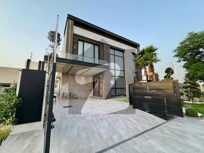 10 MARLA BRAND NEW WELL DESIGN HOUSE FOR SALE IN DHA PHASE 7