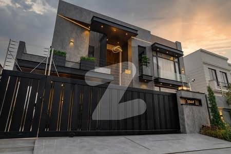 ڈی ایچ اے فیز 6 - بلاک ایچ فیز 6,ڈیفنس (ڈی ایچ اے),لاہور میں 6 کمروں کا 1 کنال مکان 7.88 کروڑ میں برائے فروخت۔ ڈی ایچ اے فیز 6 - بلاک ایچ فیز 6,ڈیفنس (ڈی ایچ اے),لاہور میں 6 کمروں کا 1 کنال مکان 7.88 کروڑ میں برائے فروخت۔