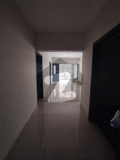 سولجر بازار جمشید ٹاؤن,کراچی میں 3 کمروں کا 7 مرلہ فلیٹ 3.6 کروڑ میں برائے فروخت۔