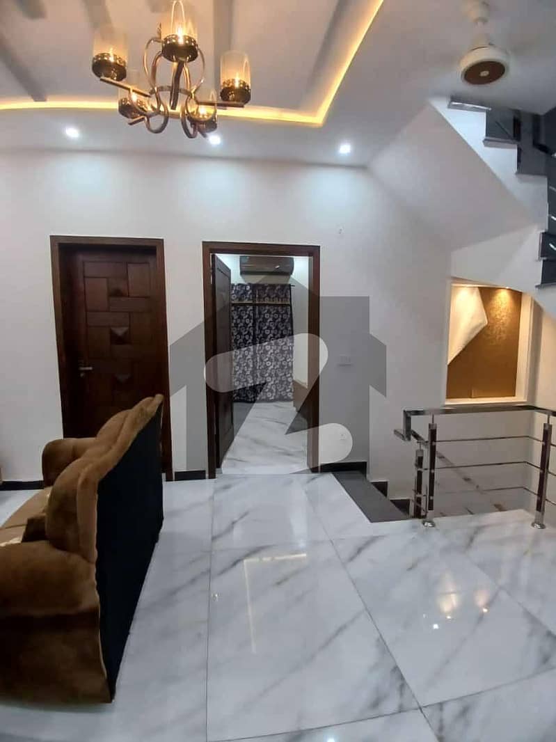 5 Marla 1st Floor Furnished For Rent