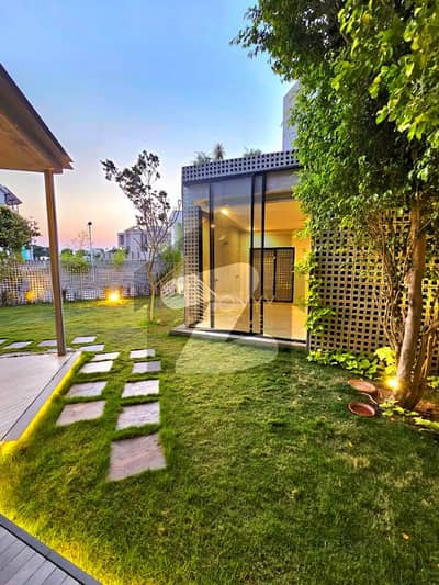 بحریہ ٹاؤن فیز 8 بحریہ ٹاؤن راولپنڈی,راولپنڈی میں 7 کمروں کا 1 کنال مکان 10.5 کروڑ میں برائے فروخت۔