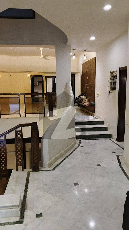 ڈی ایچ اے فیز 6 ڈی ایچ اے ڈیفینس,کراچی میں 4 کمروں کا 1 کنال مکان 14.5 کروڑ میں برائے فروخت۔ ڈی ایچ اے فیز 6 ڈی ایچ اے ڈیفینس,کراچی میں 4 کمروں کا 1 کنال مکان 14.5 کروڑ میں برائے فروخت۔