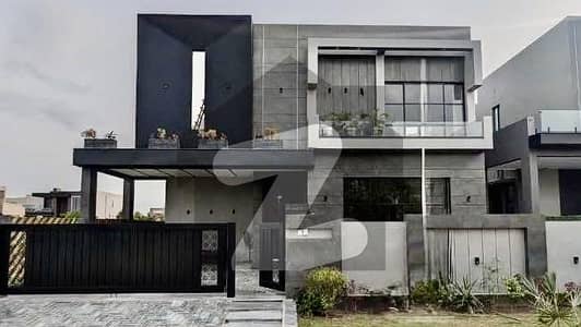 ڈی ایچ اے فیز 6 ڈیفنس (ڈی ایچ اے),لاہور میں 5 کمروں کا 1 کنال مکان 7.1 کروڑ میں برائے فروخت۔ ڈی ایچ اے فیز 6 ڈیفنس (ڈی ایچ اے),لاہور میں 5 کمروں کا 1 کنال مکان 7.1 کروڑ میں برائے فروخت۔