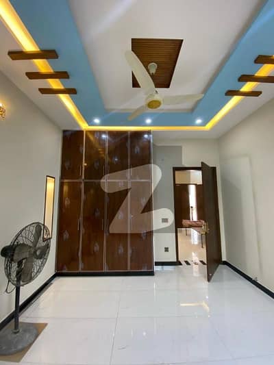 7 MARLA BRAND NEW UPPER PORTION FOR RENT IN PU TOWN 2 LAHORE.