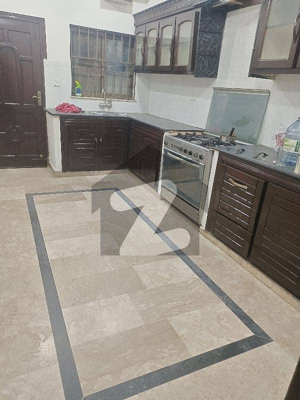 Triple story old house All facilities Triple story old house All facilities