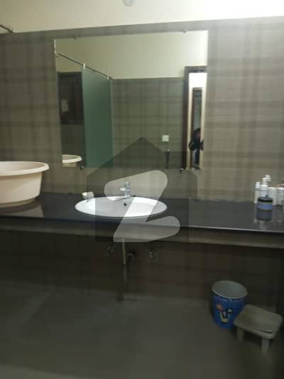 نواب ٹاؤن لاہور میں 4 کمروں کا 7 مرلہ مکان 1.5 لاکھ میں کرایہ پر دستیاب ہے۔