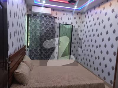 جوہر ٹاؤن لاہور میں 2 کمروں کا 3 مرلہ فلیٹ 58.0 ہزار میں کرایہ پر دستیاب ہے۔