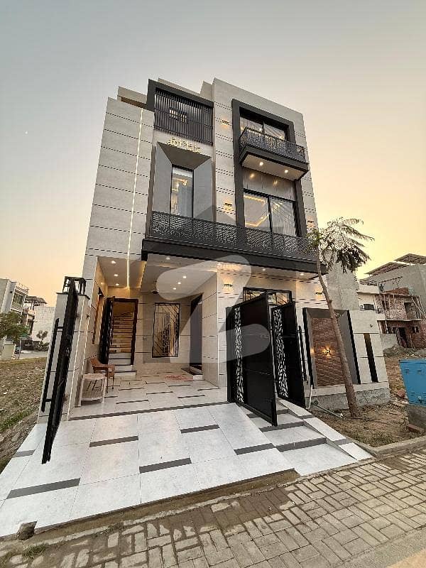 5 Marla Luxury House For Sale 5 Marla Luxury House For Sale