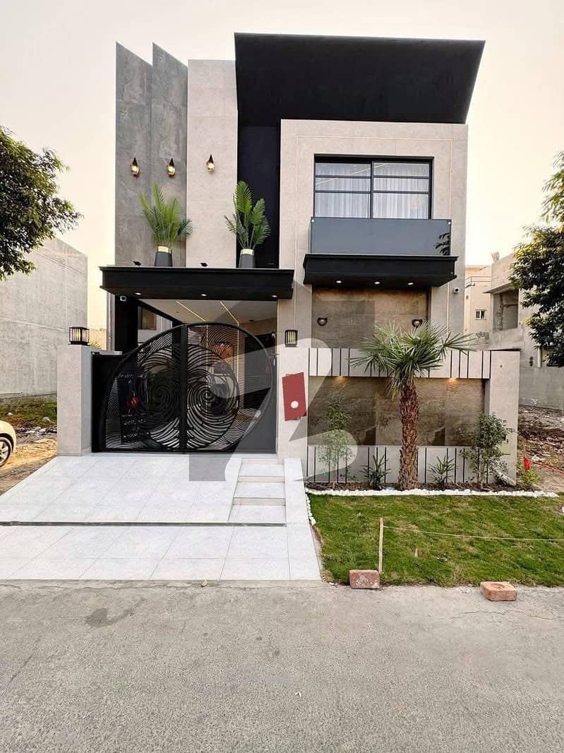 Luxury house Marla Non-Furnished House for Rent: Luxury house Marla Non-Furnished House for Rent: