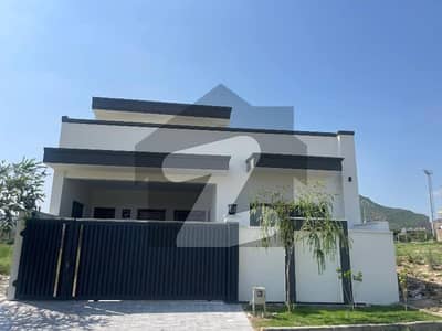 multi garden B 17 Islamabad 30/60 single story house for sale all facilities available more detail contact mi 0335-7889738