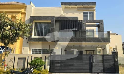 فیصل ٹاؤن فیز 1 - بلاک اے فیصل ٹاؤن فیز 1,فیصل ٹاؤن - ایف ۔ 18,اسلام آباد میں 4 کمروں کا 10 مرلہ مکان 6.0 کروڑ میں برائے فروخت۔ فیصل ٹاؤن فیز 1 - بلاک اے فیصل ٹاؤن فیز 1,فیصل ٹاؤن - ایف ۔ 18,اسلام آباد میں 4 کمروں کا 10 مرلہ مکان 6.0 کروڑ میں برائے فروخت۔