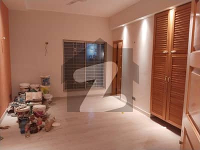 ڈی ایچ اے فیز 3 ڈیفنس (ڈی ایچ اے),لاہور میں 5 کمروں کا 1 کنال مکان 3.9 لاکھ میں کرایہ پر دستیاب ہے۔ ڈی ایچ اے فیز 3 ڈیفنس (ڈی ایچ اے),لاہور میں 5 کمروں کا 1 کنال مکان 3.9 لاکھ میں کرایہ پر دستیاب ہے۔