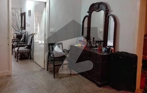 10 Marla House For sale Available In Allama Iqbal Town