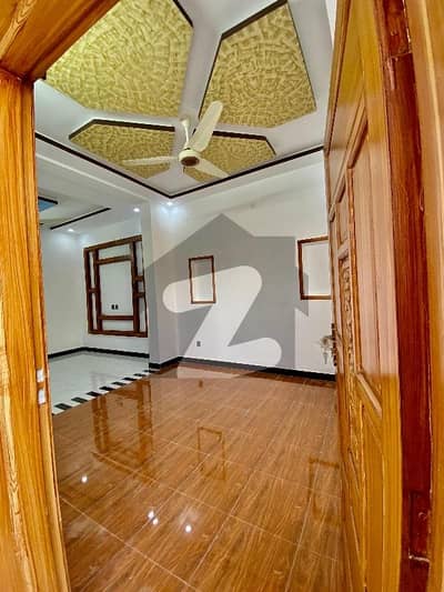 یونیورسٹی ٹاؤن ۔ بلاک اے یونیورسٹی ٹاؤن,اسلام آباد میں 4 کمروں کا 5 مرلہ مکان 55.0 ہزار میں کرایہ پر دستیاب ہے۔