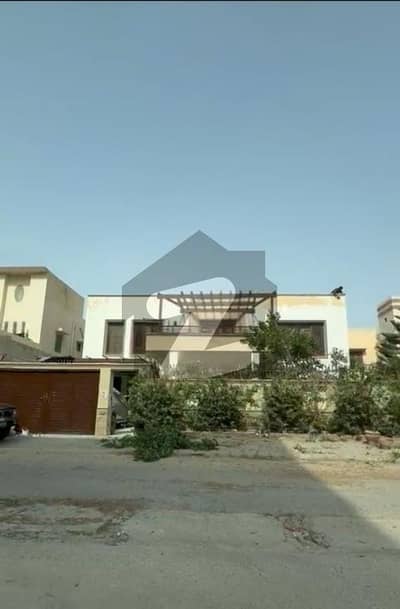 Centrally Located Prime Location House In DHA Phase 6 Is Available For sale Centrally Located Prime Location House In DHA Phase 6 Is Available For sale