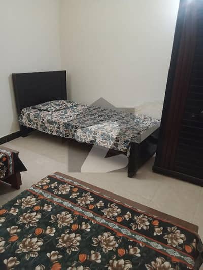 پنجاب سمال انڈسٹریز کالونی لاہور میں 1 کمرے کا 3 مرلہ کمرہ 21.0 ہزار میں کرایہ پر دستیاب ہے۔