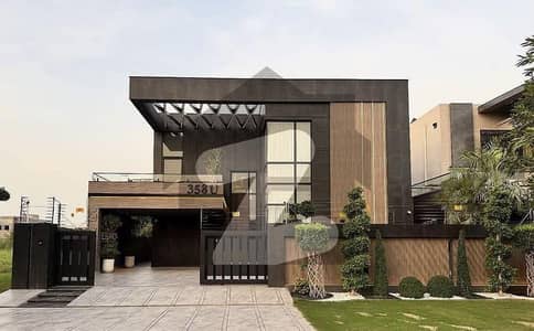 ڈی ایچ اے فیز 7 - بلاک یو فیز 7,ڈیفنس (ڈی ایچ اے),لاہور میں 5 کمروں کا 1 کنال مکان 2.9 لاکھ میں کرایہ پر دستیاب ہے۔ ڈی ایچ اے فیز 7 - بلاک یو فیز 7,ڈیفنس (ڈی ایچ اے),لاہور میں 5 کمروں کا 1 کنال مکان 2.9 لاکھ میں کرایہ پر دستیاب ہے۔