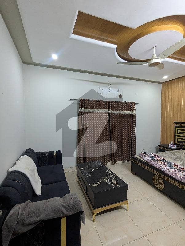 کینال روڈ فیصل آباد میں 6 کمروں کا 1 کنال مکان 5.0 لاکھ میں کرایہ پر دستیاب ہے۔ کینال روڈ فیصل آباد میں 6 کمروں کا 1 کنال مکان 5.0 لاکھ میں کرایہ پر دستیاب ہے۔