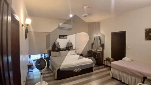 LIKE NEW 1000 YARD HOUSE FOR SALE LIKE NEW 1000 YARD HOUSE FOR SALE