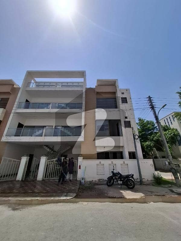 بش ایگزیکٹو ولاز ملتان میں 2 کمروں کا 5 مرلہ فلیٹ 87.0 لاکھ میں برائے فروخت۔