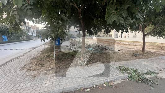 ڈی ایچ اے فیز 2 - سیکٹر ای ڈی ایچ اے ڈیفینس فیز 2,ڈی ایچ اے ڈیفینس,اسلام آباد میں 1 کنال رہائشی پلاٹ 6.95 کروڑ میں برائے فروخت۔ ڈی ایچ اے فیز 2 - سیکٹر ای ڈی ایچ اے ڈیفینس فیز 2,ڈی ایچ اے ڈیفینس,اسلام آباد میں 1 کنال رہائشی پلاٹ 6.95 کروڑ میں برائے فروخت۔